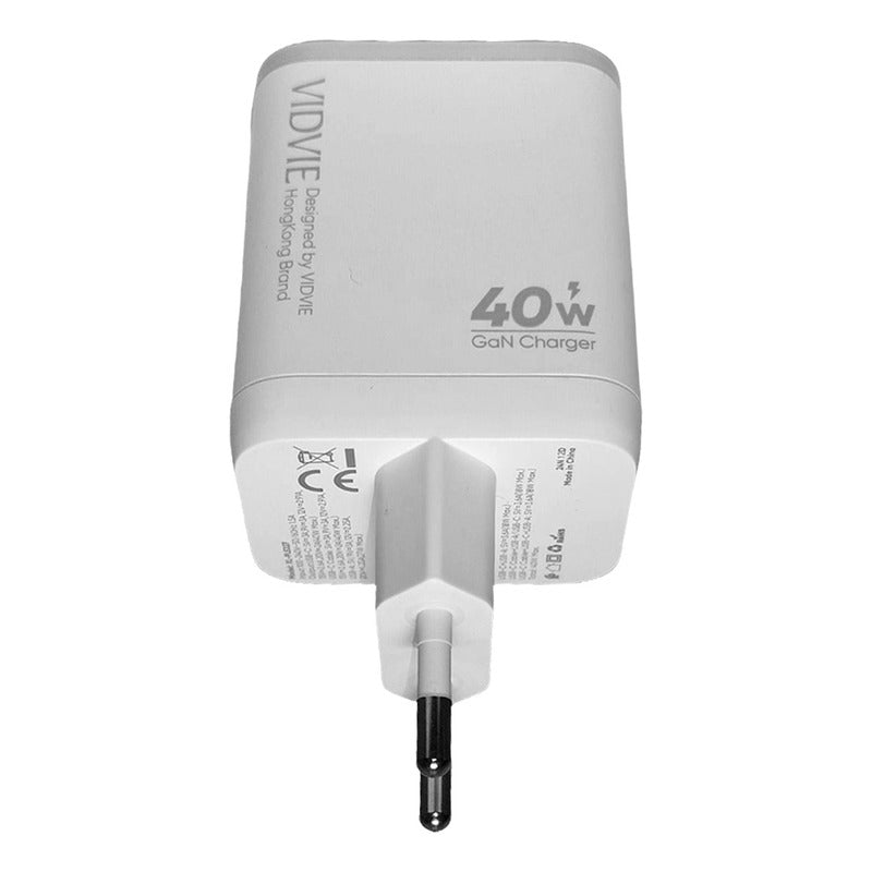 Cargador Carga Rapida Con Cable Retractil  + 2 Puertos Blanco