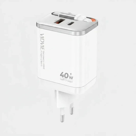 Cargador Con Cable Retractil  Carga Rapida + 2 Puertos Blanco